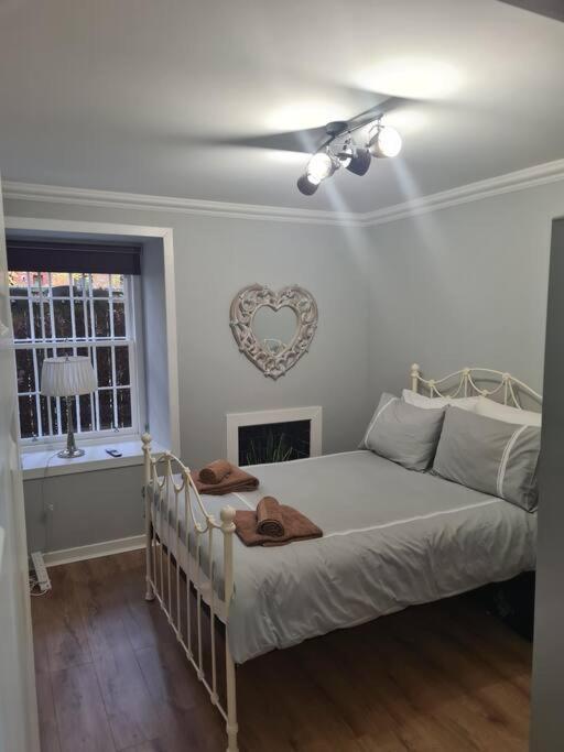 Lovely 2 Bedroom Garden Flat In Trendy West End Glasgow Luaran gambar